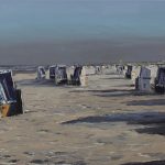 Strandkörbe vor dem Haus Kliffende