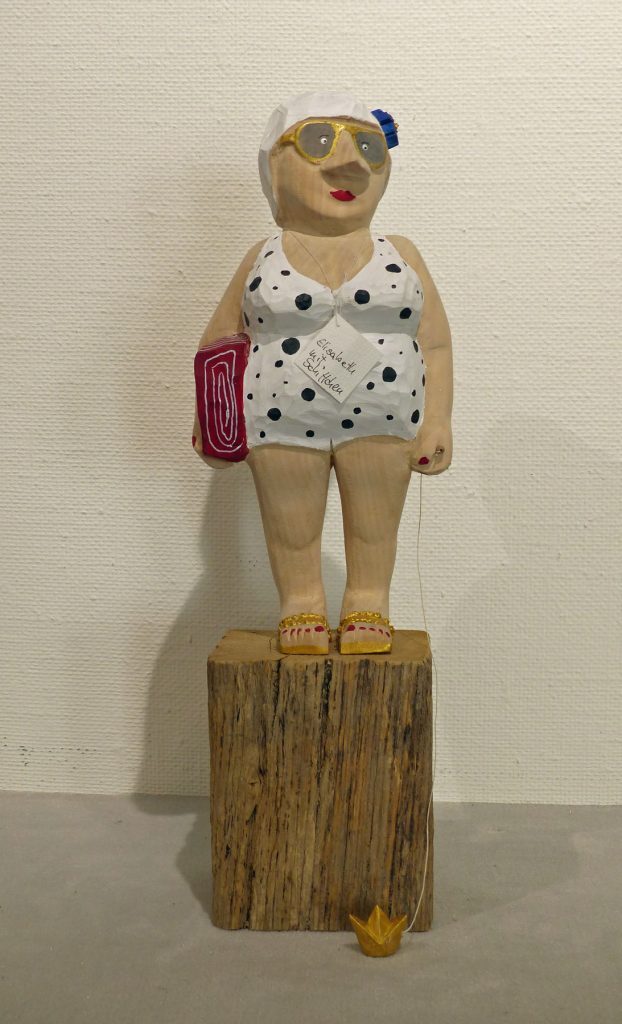 Elisabeth mit Schiffchen